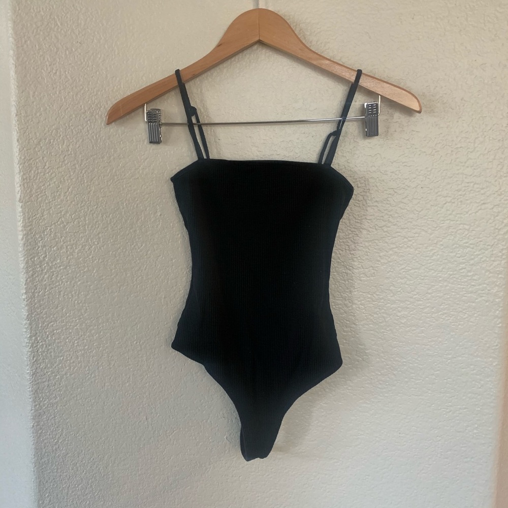 Revolve bodysuit - Picture 4 of 6